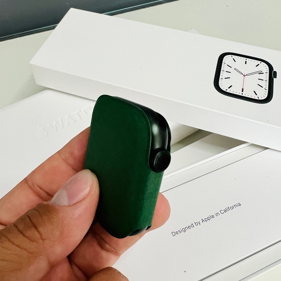 ❌ SOLD ❌ Apple Watch Series 7. Green aluminum case 45mm - Picture 7 of 11